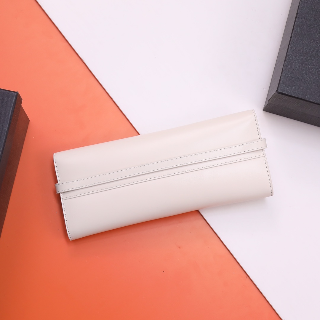 Handbags SAINT LAURENT 695949 size 31x14x3 cm - vstockx