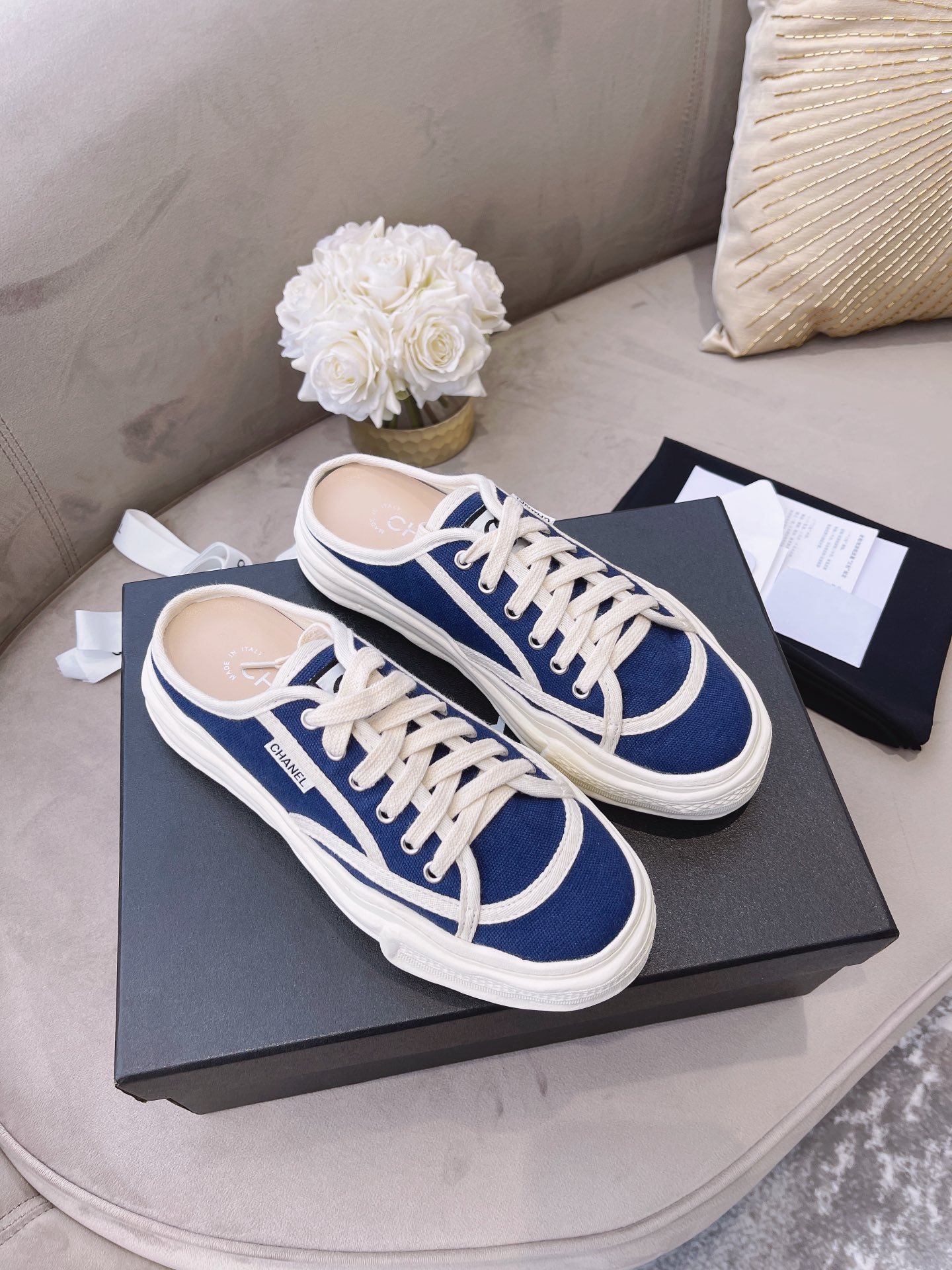 Chanel Platform Sneaker 23 - vstockx