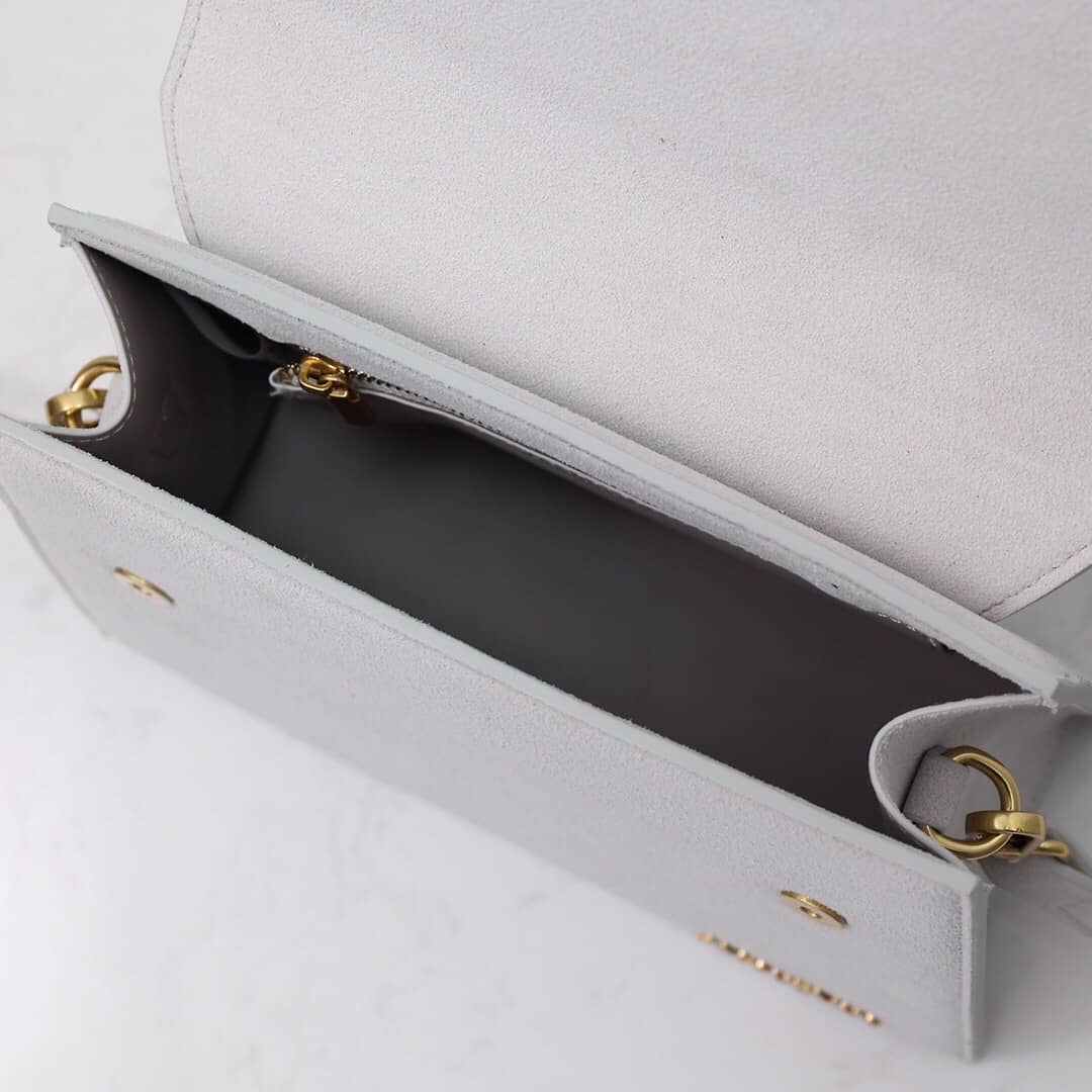 handbag Jacquemus bamnino size 24*17*9 cm - vstockx