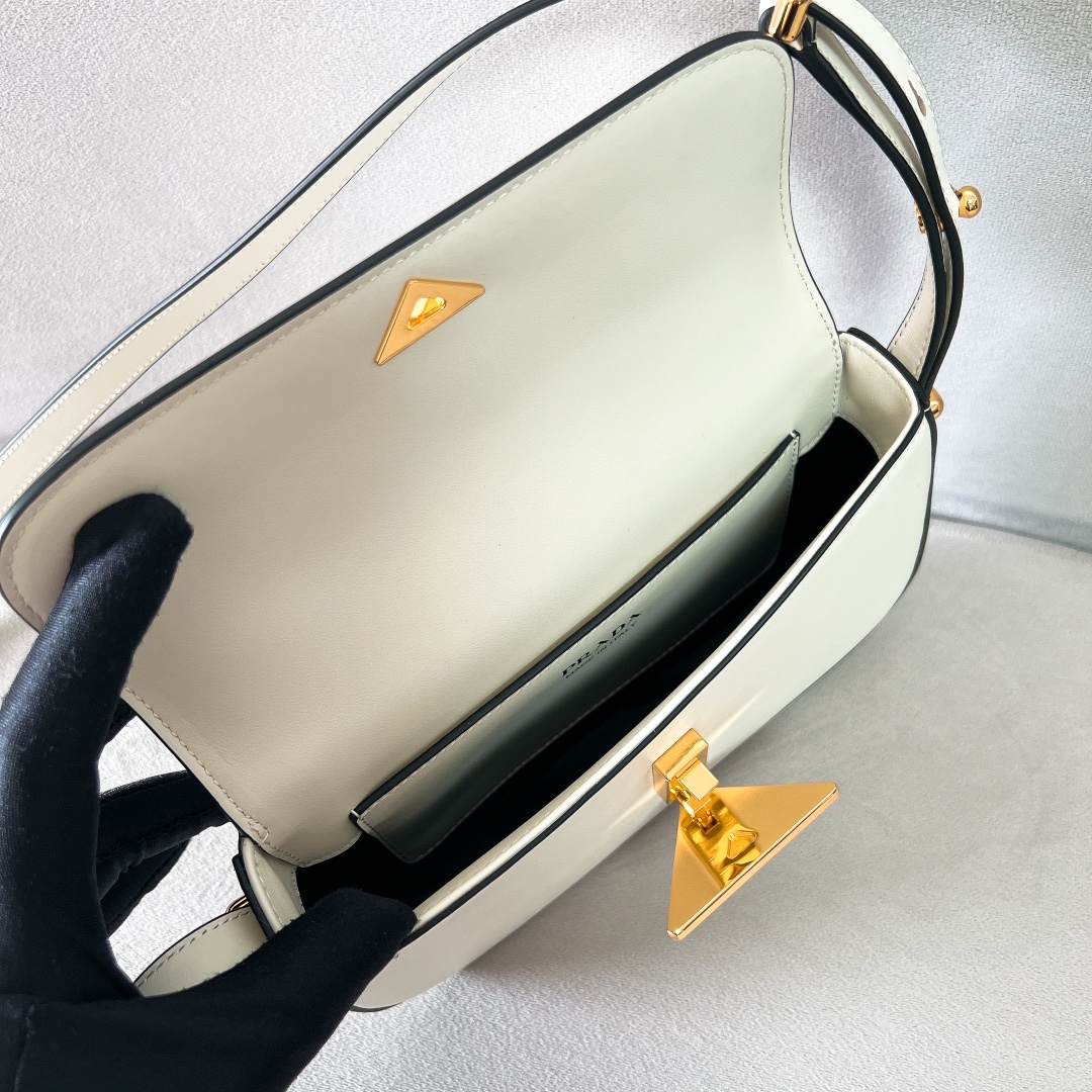 handbags prada 1BD339 Size:20.5*10.5*4cm - vstockx