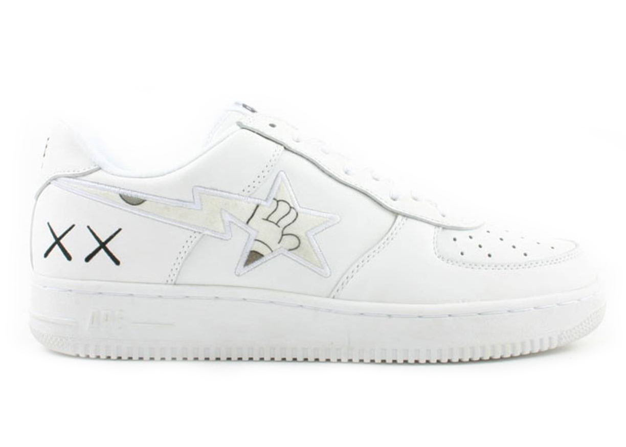 A Bathing Ape Bape Sta Low KAWS White - vstockx