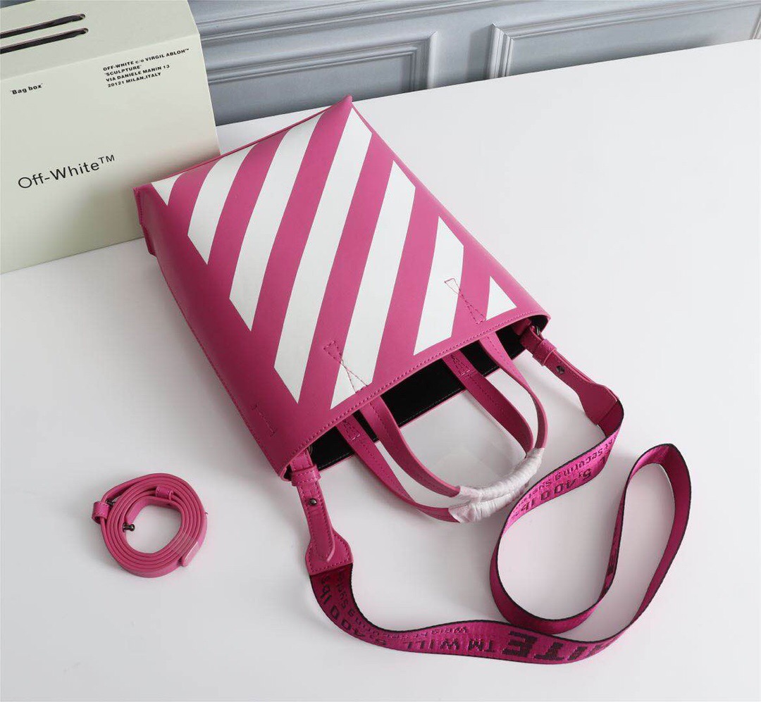 handbags OFF-White 518  5332870  size:28*29*10.5cm - vstockx