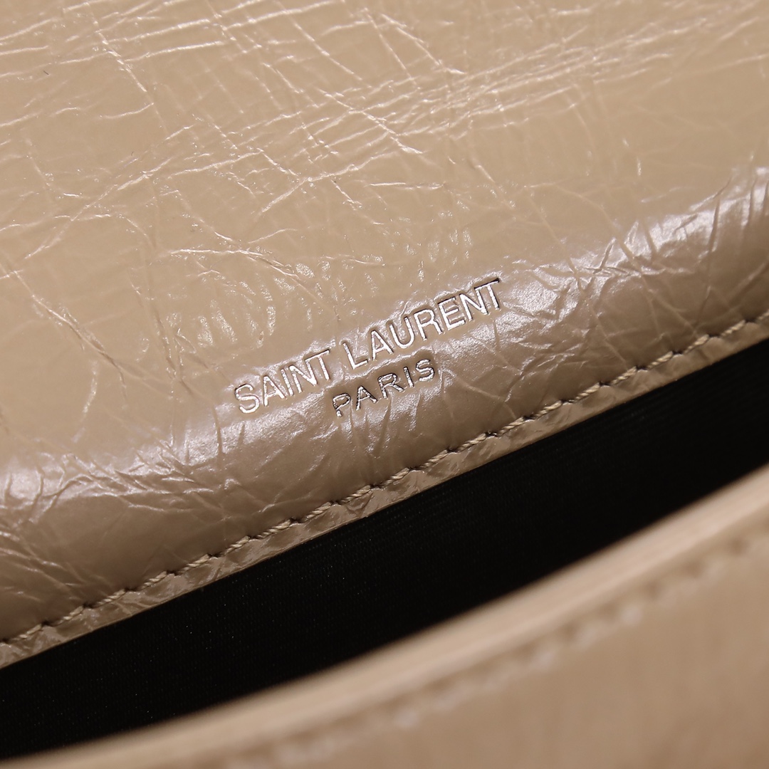 Handbags SAINT LAURENT 533037 size 22x16.5x12 cm - vstockx