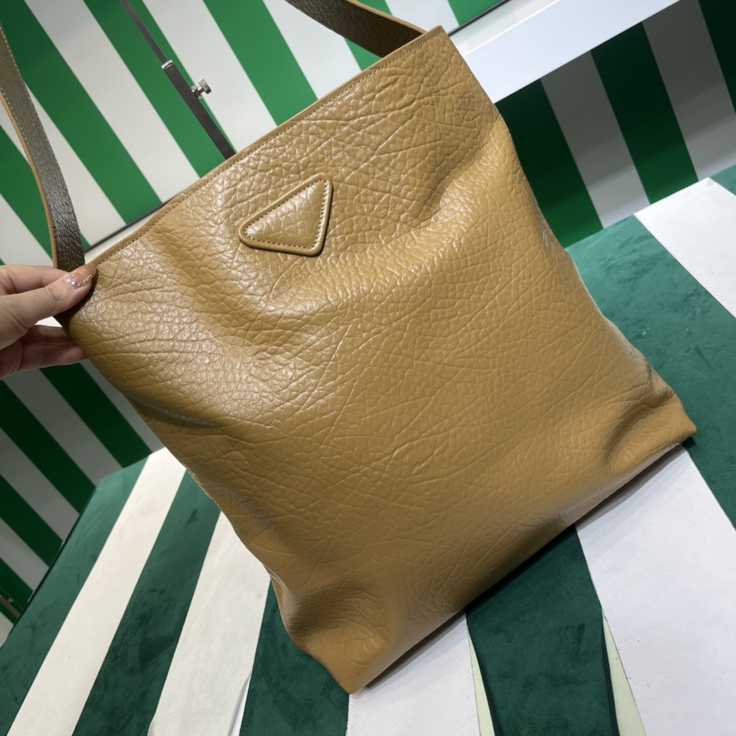 Handbags Prada 1BC173 size:33×37×15 cm - vstockx