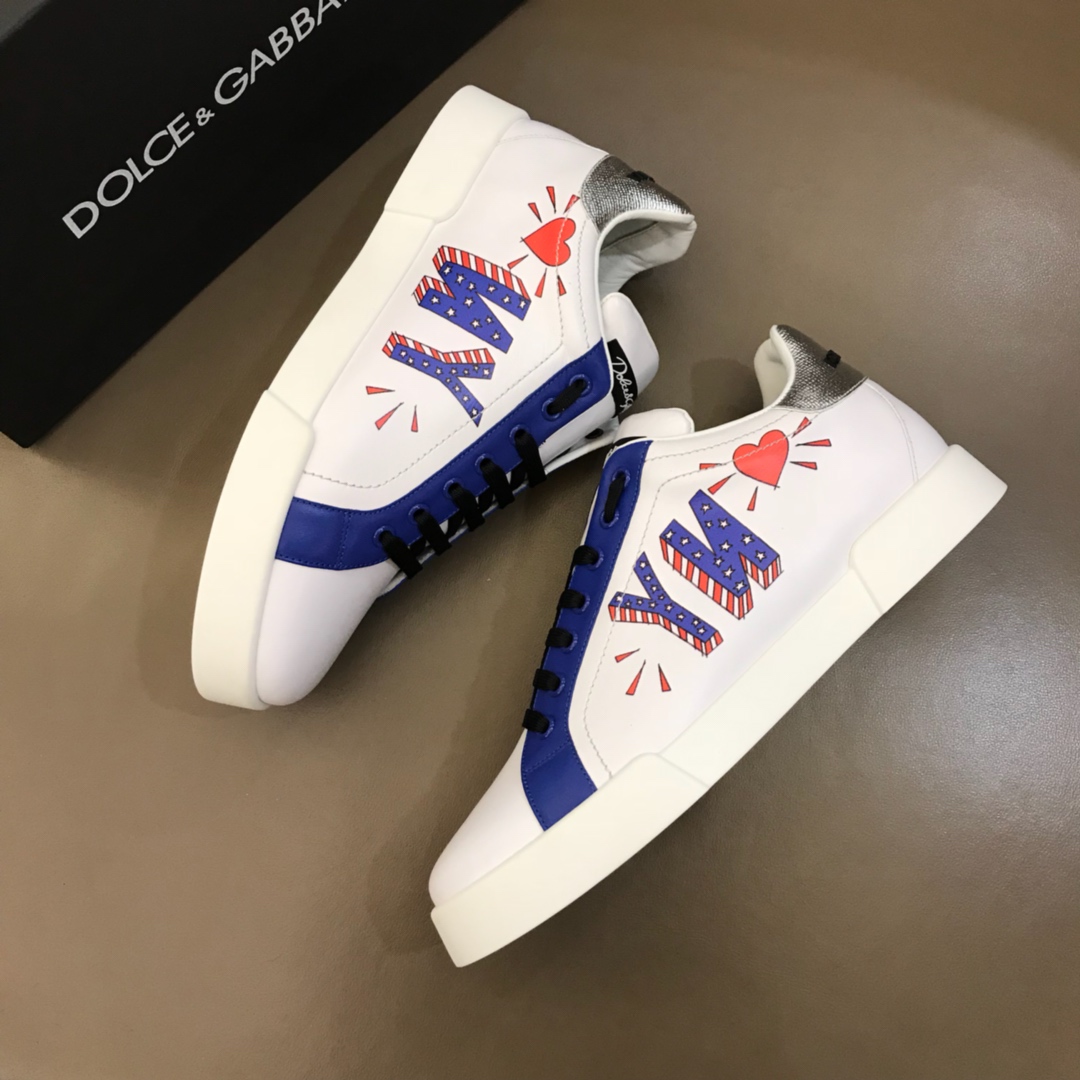 Dolce & Gabbana Low Tops Sneakers 116 - vstockx