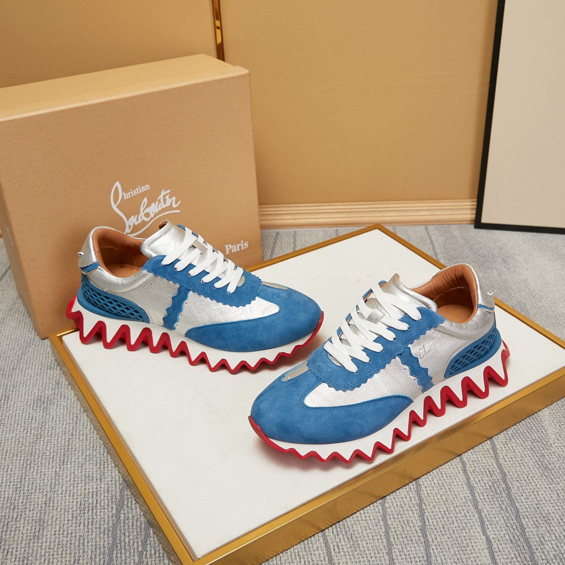 Christian Louboutin Loubishark Flat Sneakers 4 - vstockx