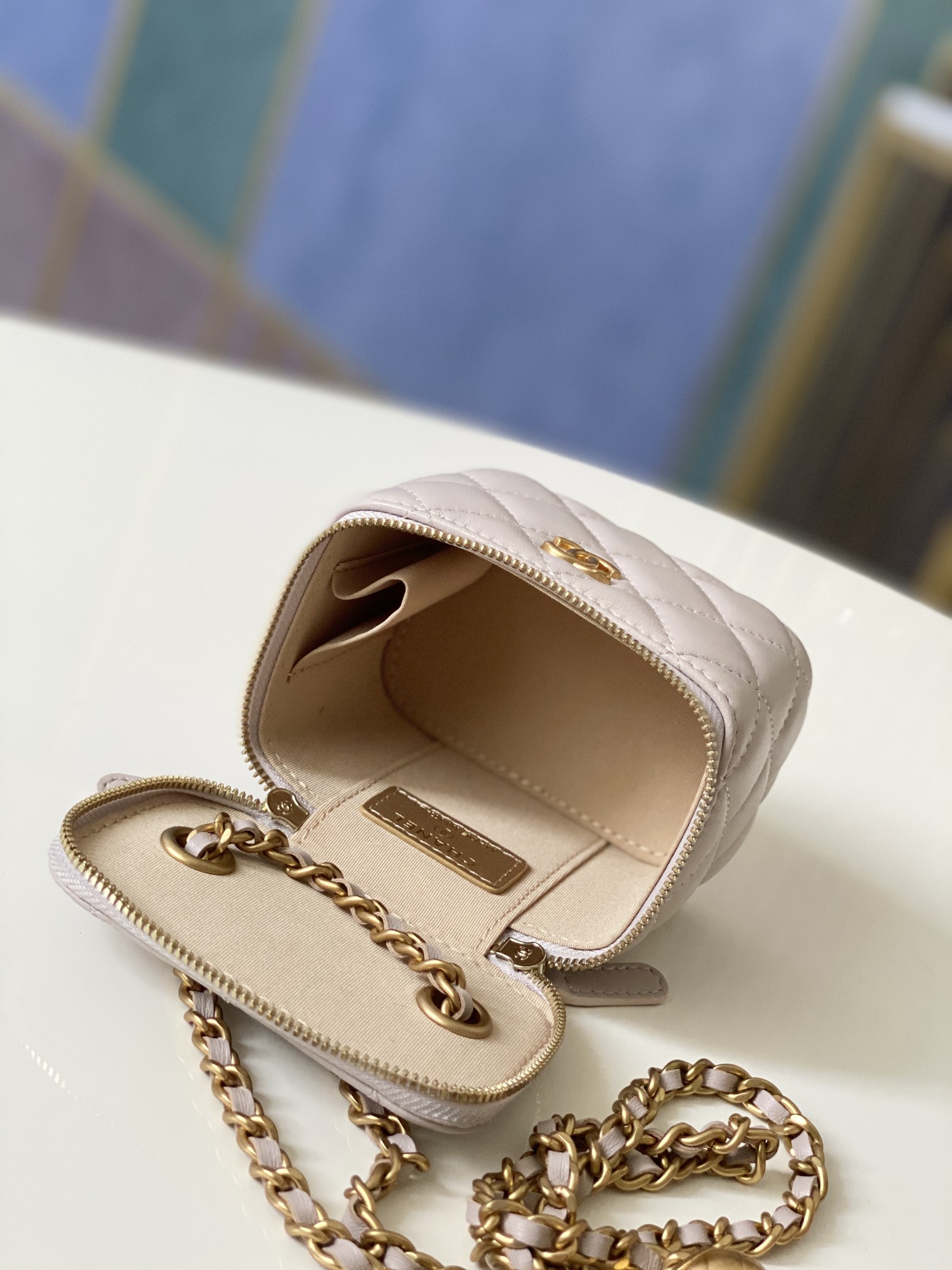 Handbag Chanel 81136 size 10.5 8.5 7 cm - vstockx