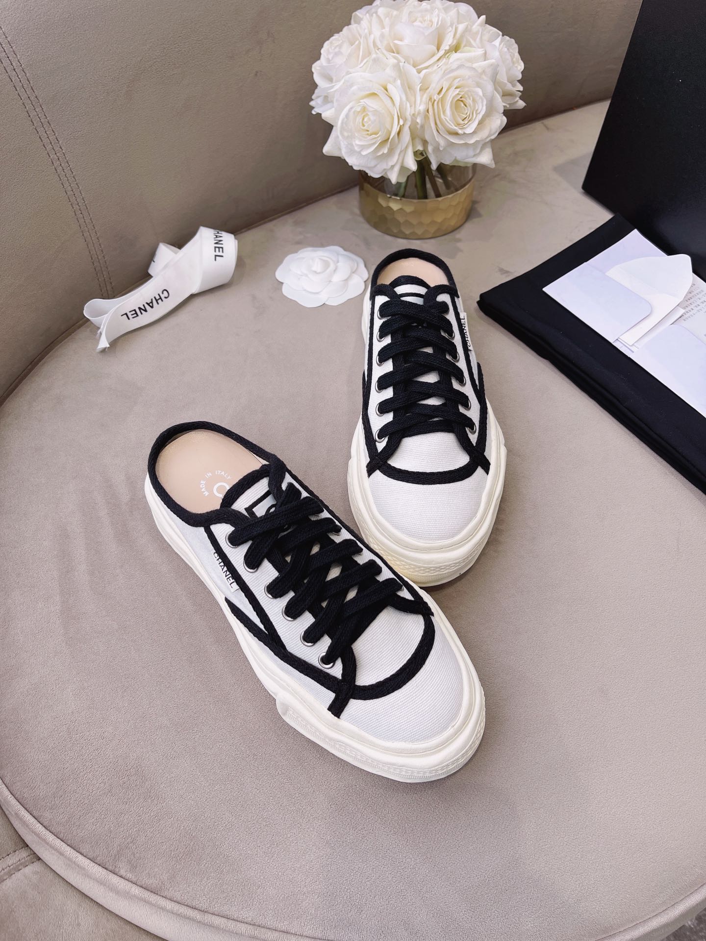 Chanel Platform Sneaker 24 - vstockx