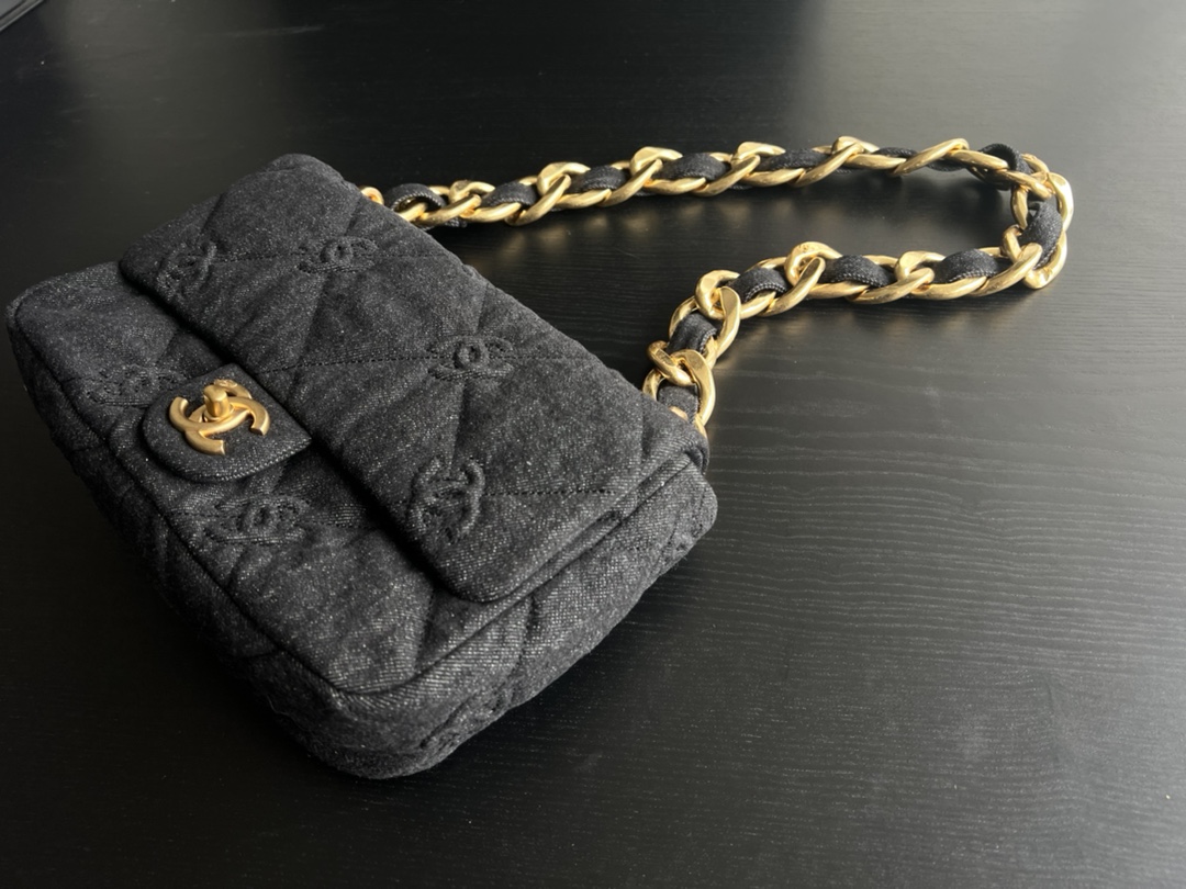 Handbag Chanel 3216 size 23 cm - vstockx