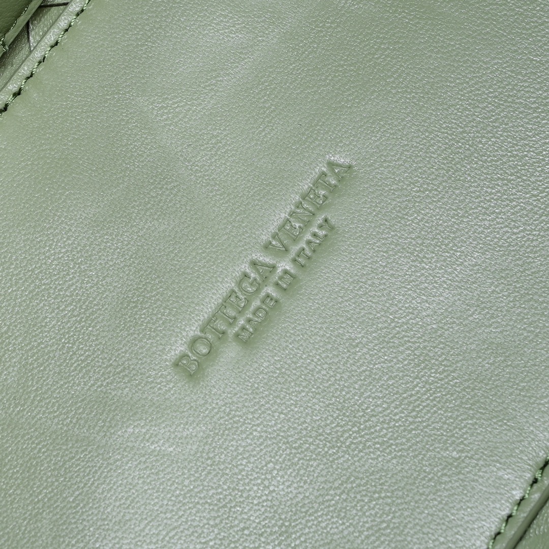 Handbags Bottega Veneta BvWallace 7748# size:22x13x9.5 cm - vstockx