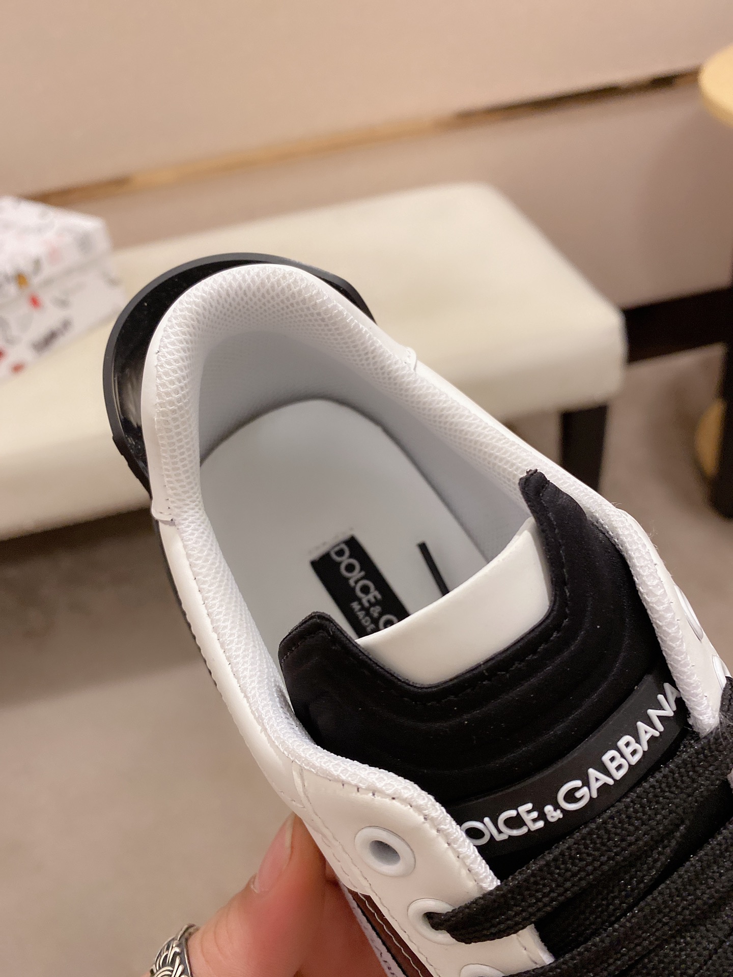 Dolce & Gabbana Low Tops Sneakers 65 - vstockx