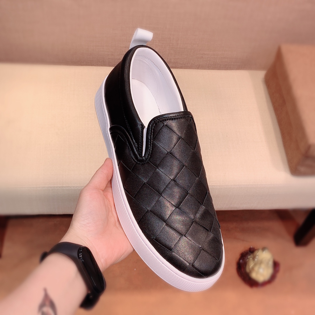 Bottega Veneta Intrecciato Leather Loafers 6 - vstockx