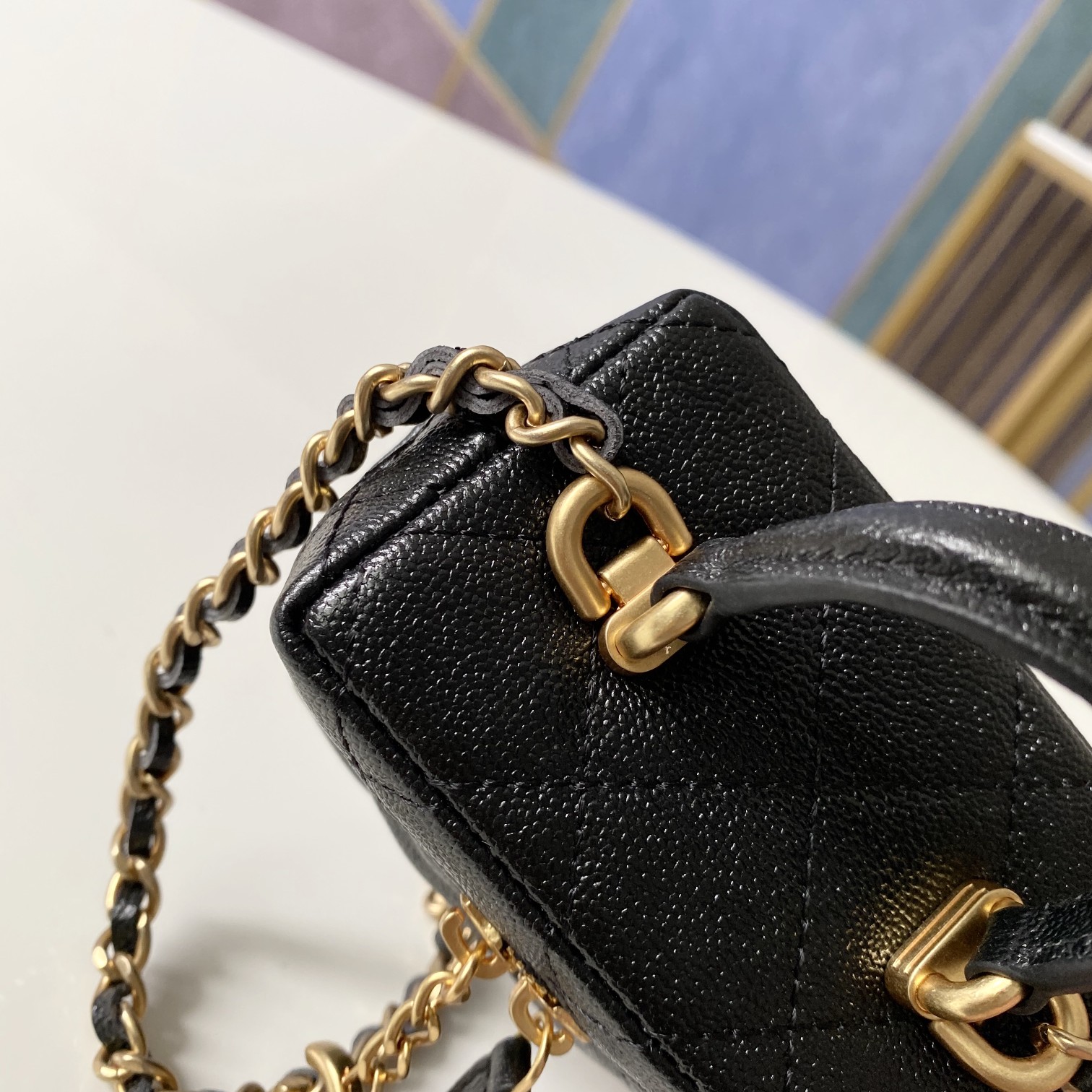 Handbag Chanel AP2194 size 12 11.5 7 cm - vstockx
