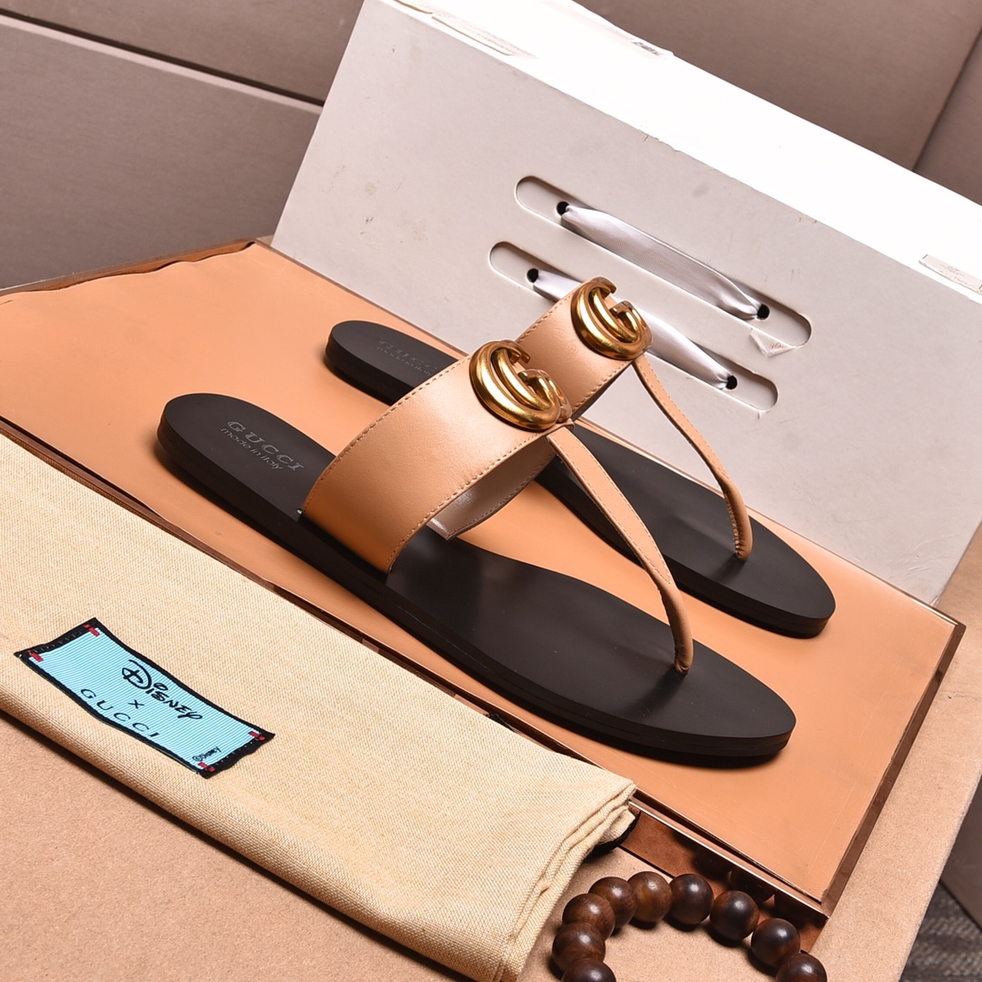 Gucci Slippers 9 - vstockx