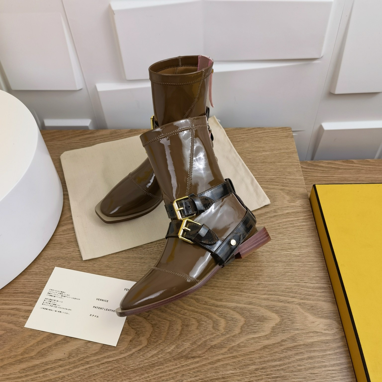 Fendi Boots 5 - vstockx