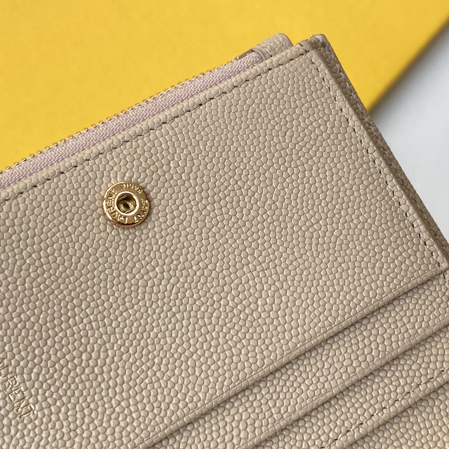 Handbags SAINT LAURENT 517045 size 10*8*2 cm - vstockx