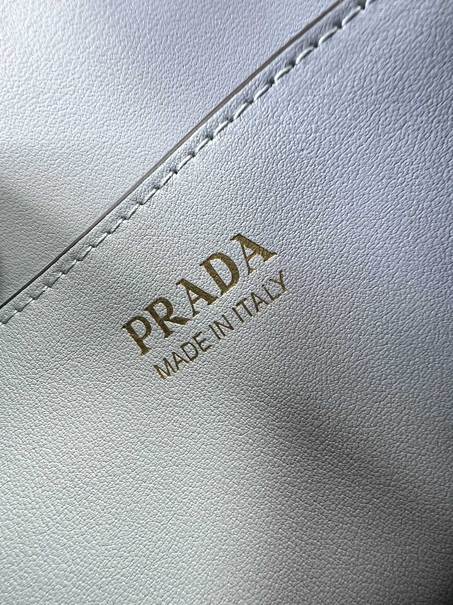 handbags prada 1BD317 21*14*6.5 - vstockx