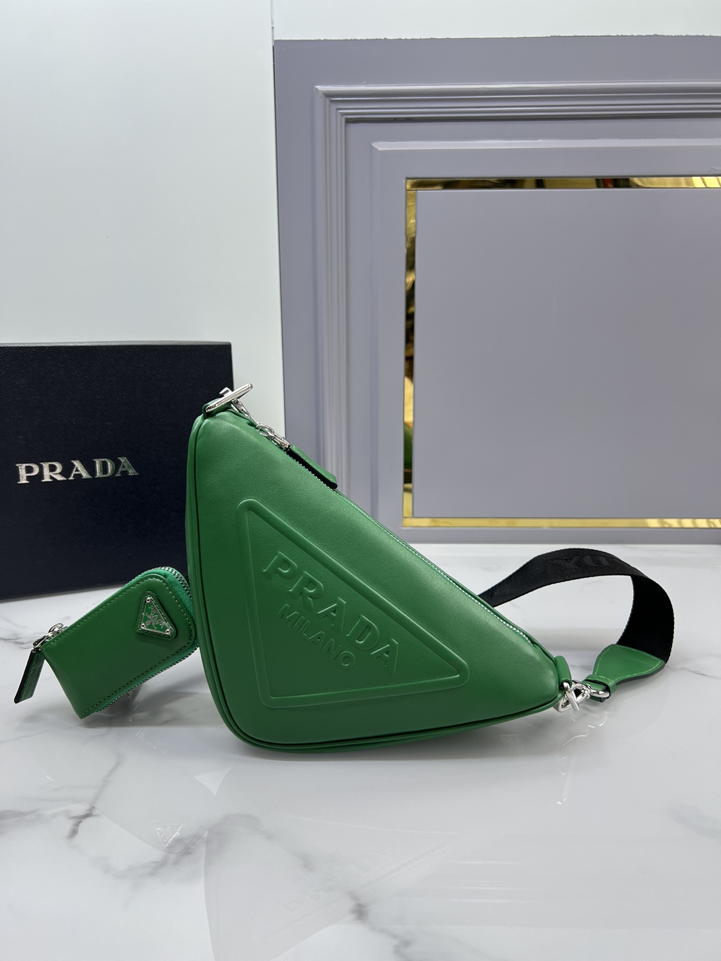 handbags prada 1BH190 26*14*12 - vstockx