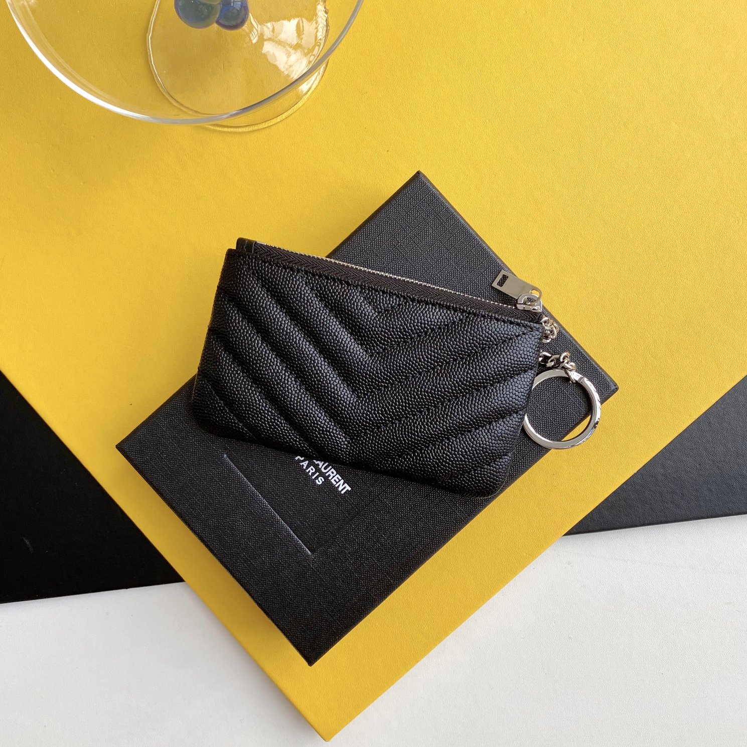 Handbags SAINT LAURENT 438386 size 13x7.5x2 cm - vstockx