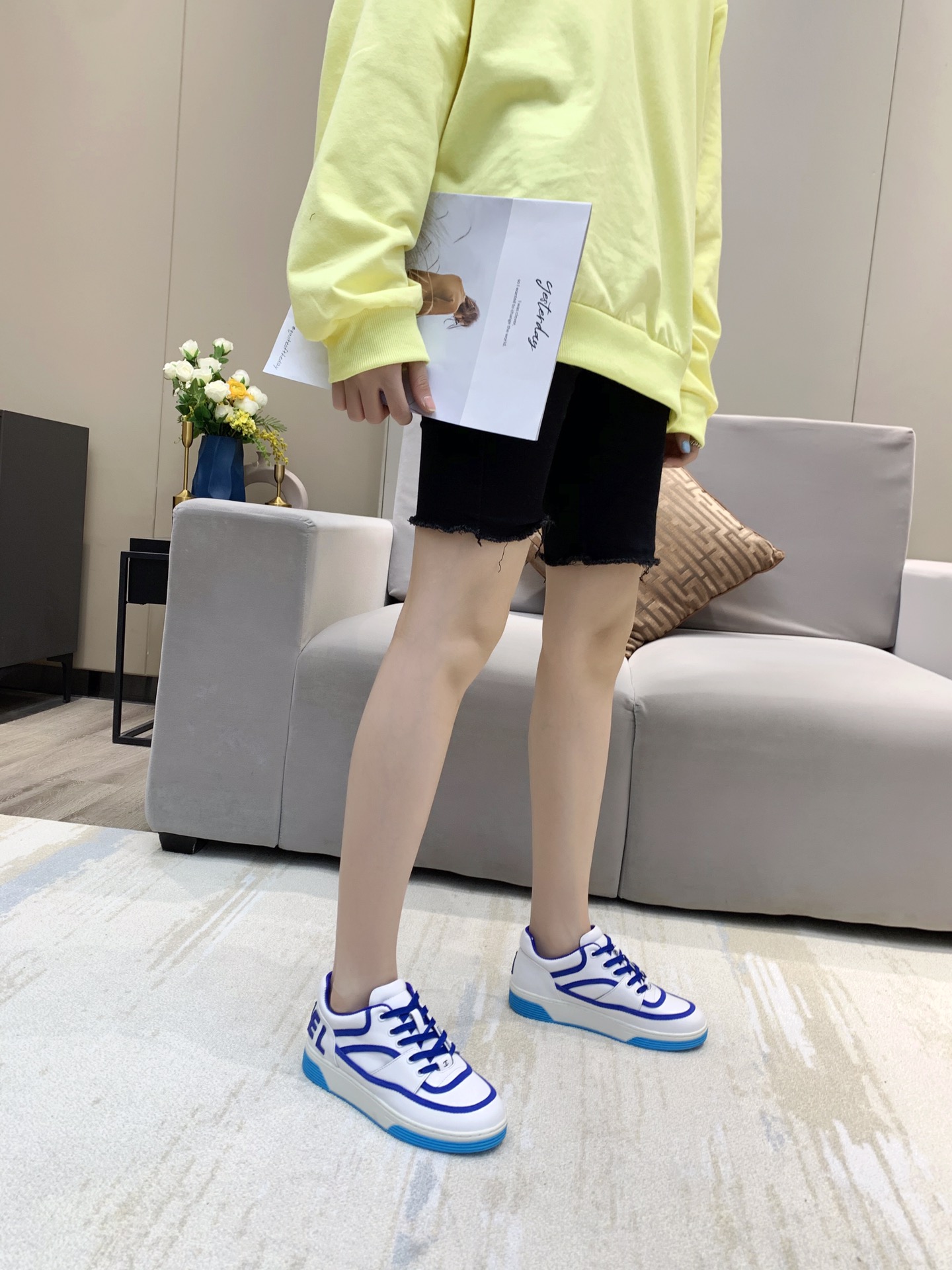 Chanel Low Top Sneaker 58 - vstockx