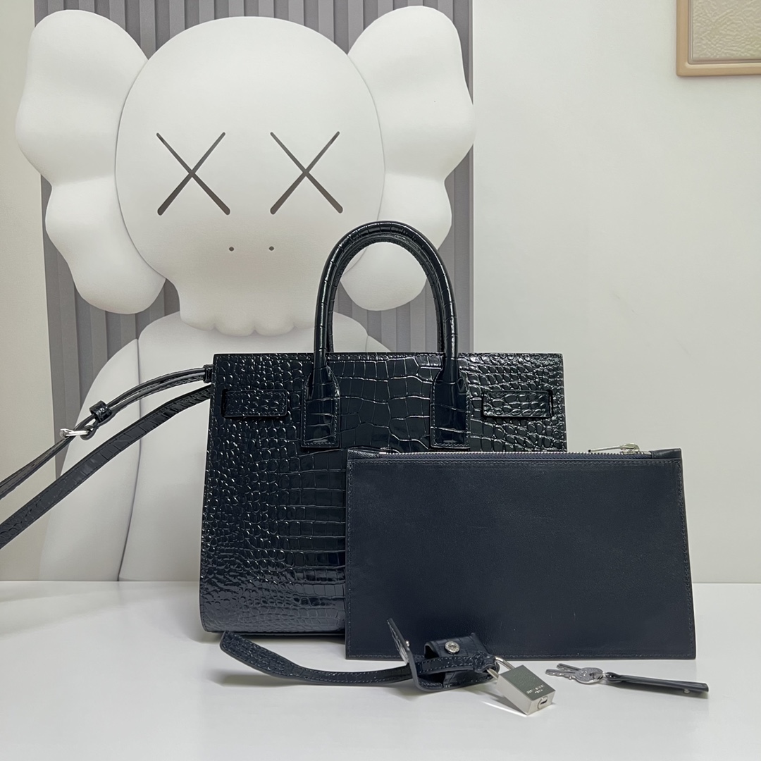 Handbags SAINT LAURENT 421863 size 26*20.5*12.5 cm - vstockx