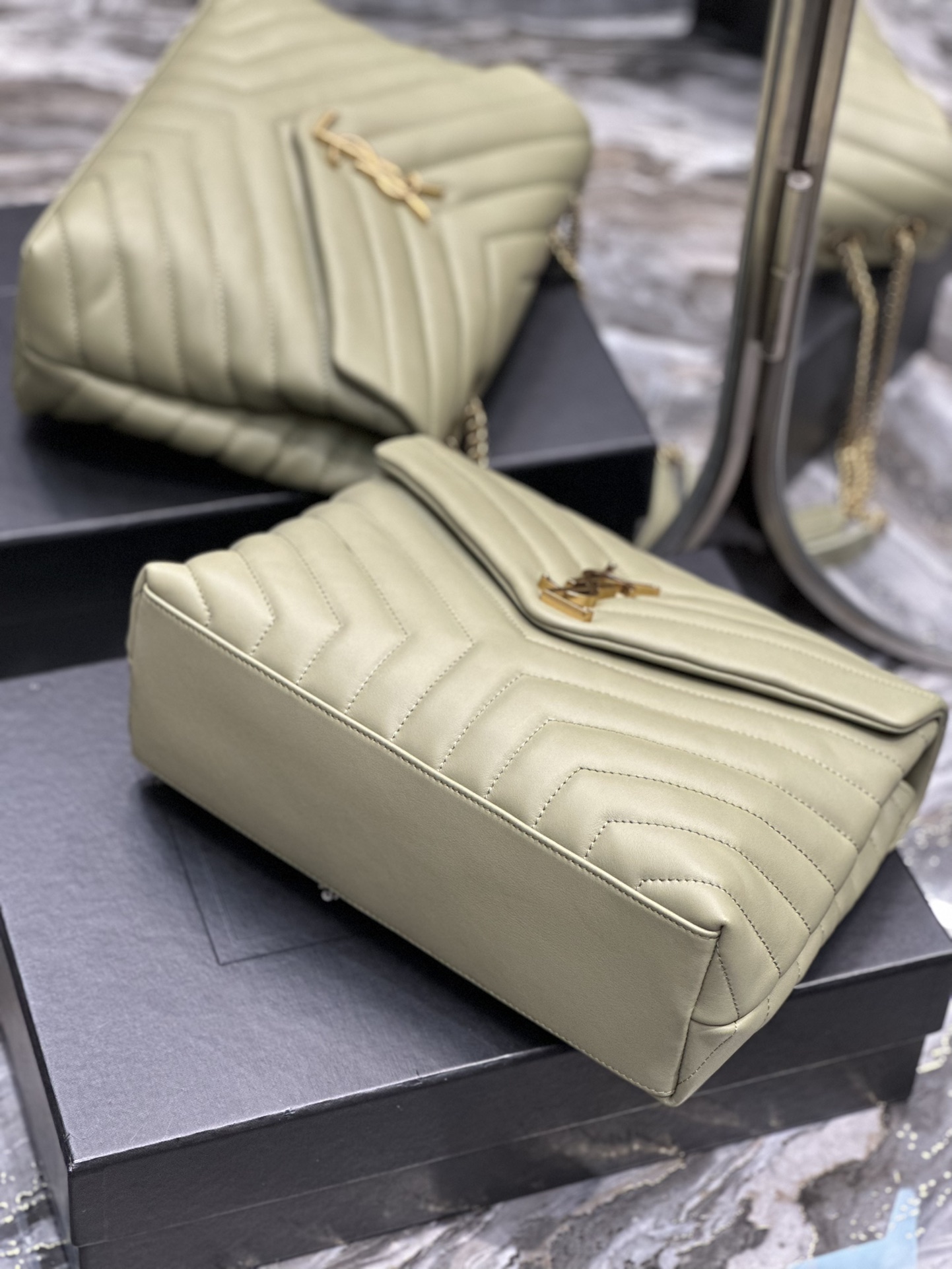 Handbags SAINT LAURENT 487216 size 32  22  11 cm - vstockx