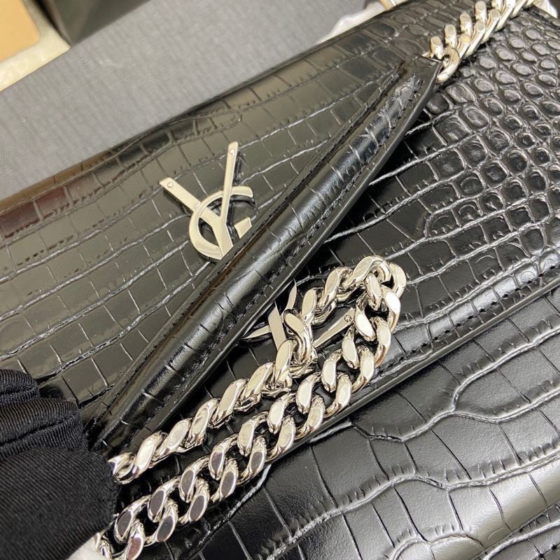 Handbags SAINT LAURENT 442906 size 22x8x16 cm - vstockx