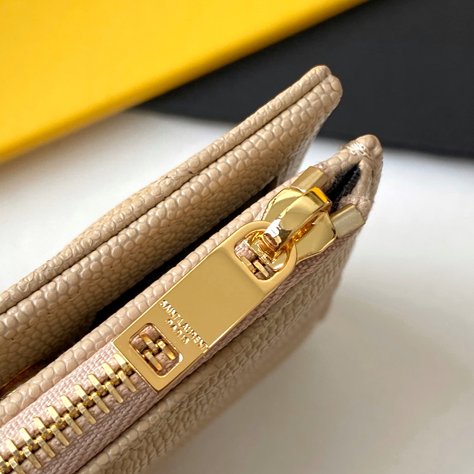 Handbags SAINT LAURENT 517045 size 10*8*2 cm - vstockx