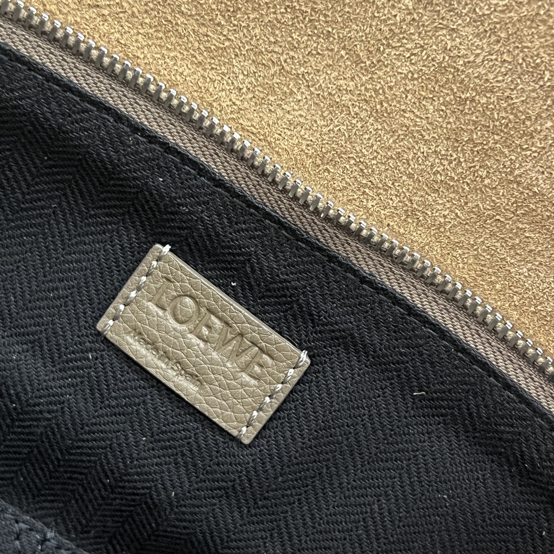 Handbags LOEWE 10188 size:36.5*19*23 cm - vstockx