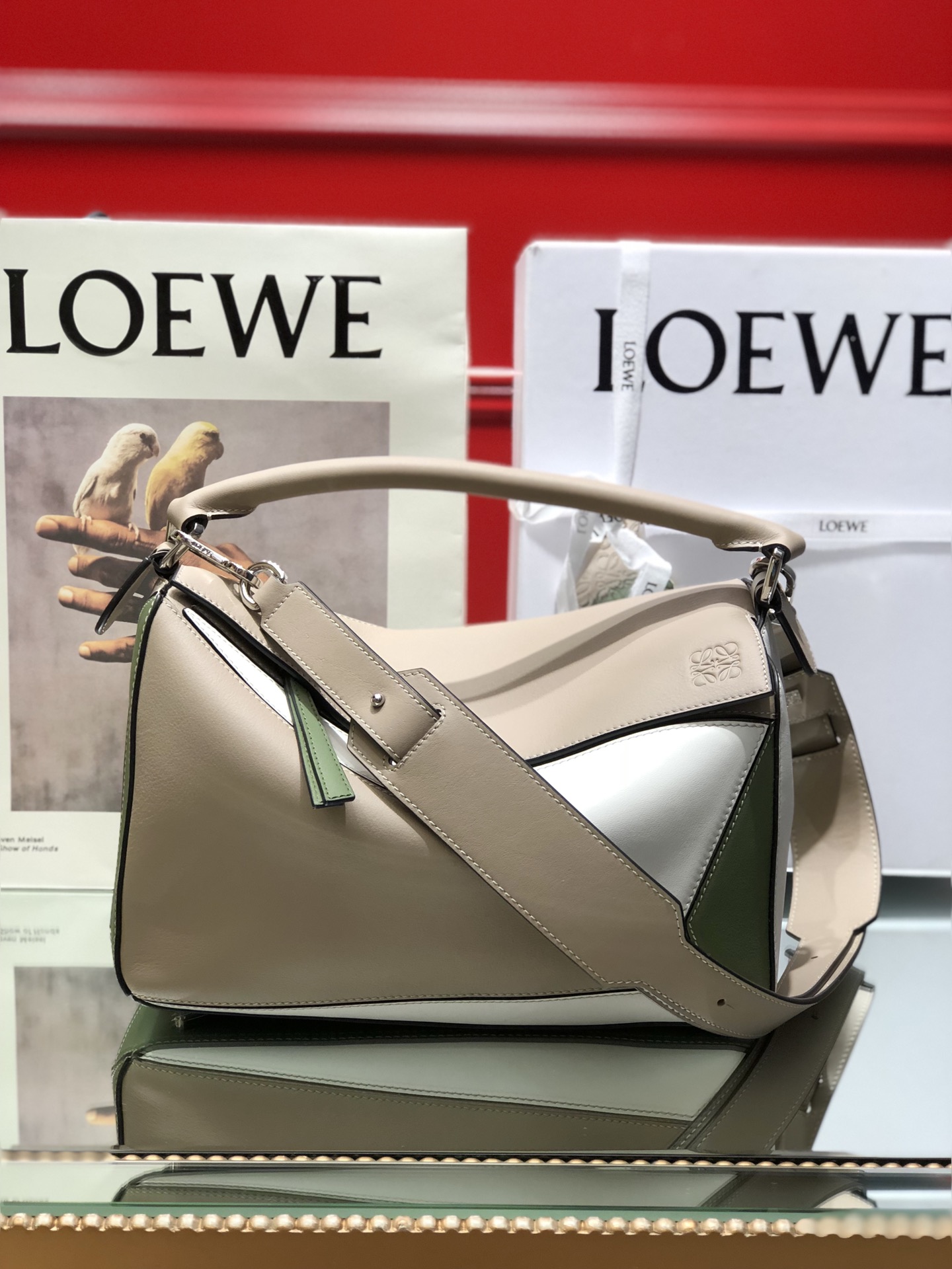 Handbags LOEWE Ykk size:29x18x12 cm - vstockx