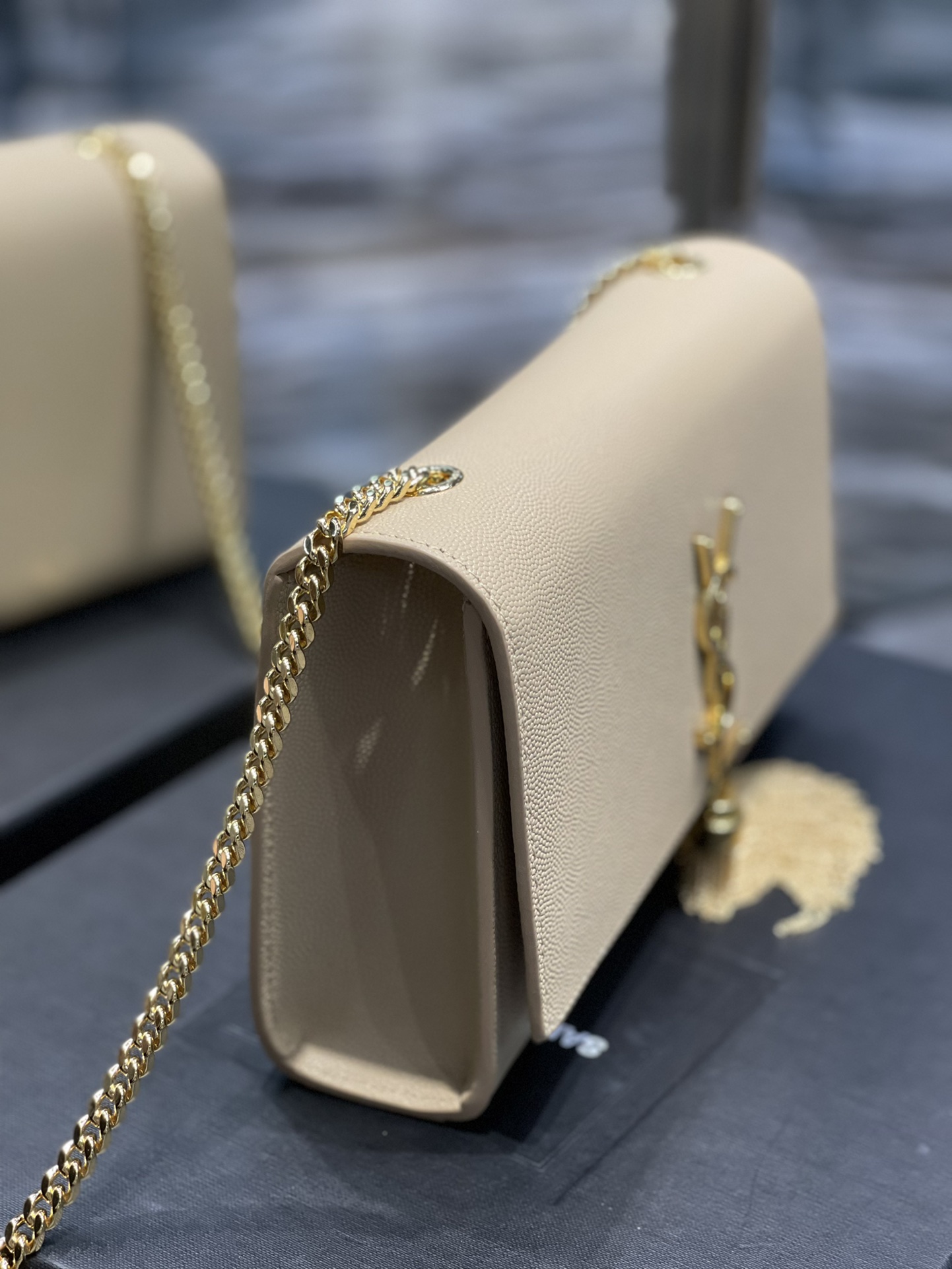 Handbags SAINT LAURENT 354119 size 24x14.5x5 cm - vstockx
