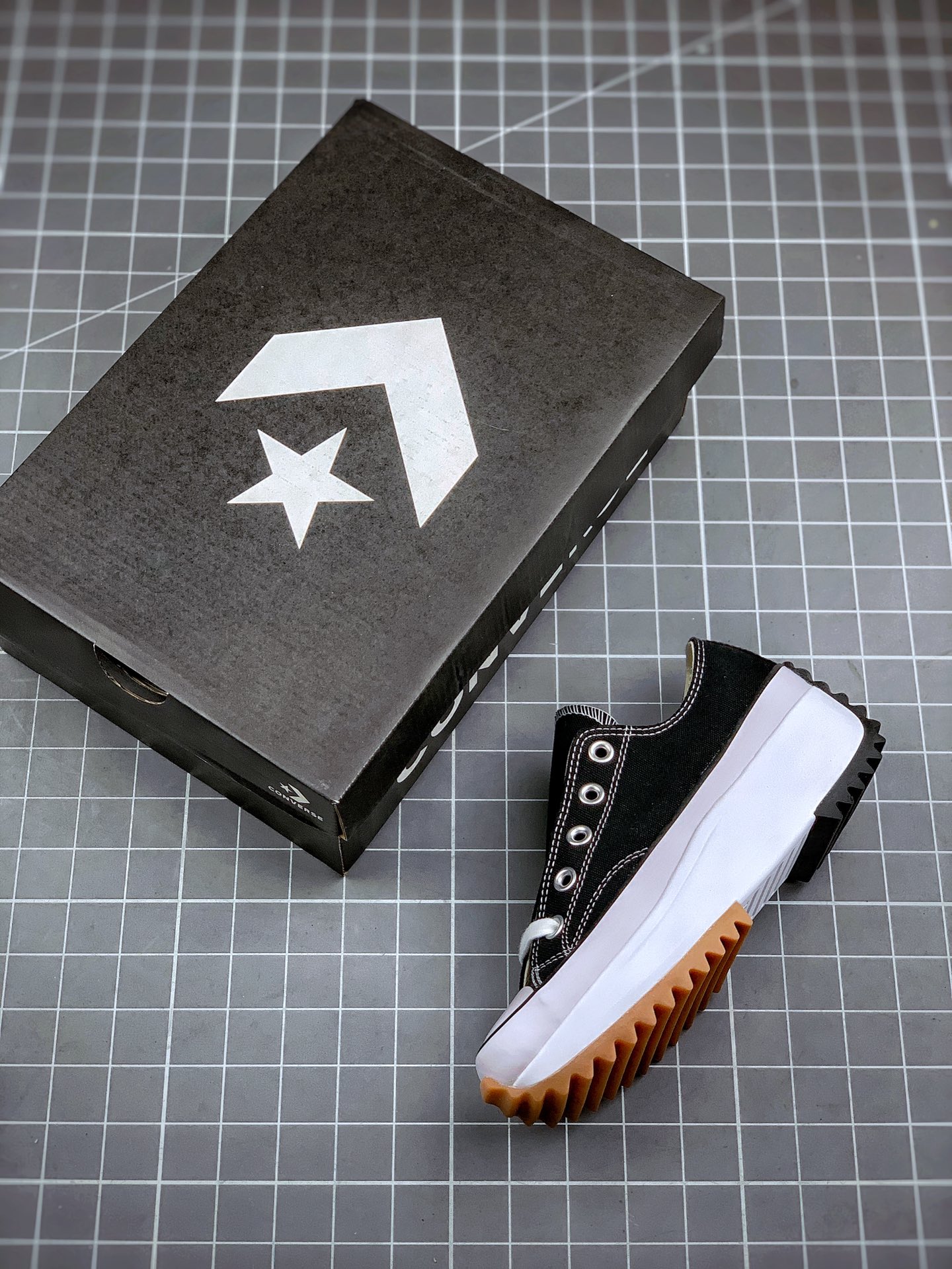 Converse Run Star Hike Ox Black White Gum - vstockx