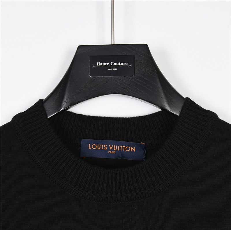 Clothes Louis Vuitton 635 - vstockx