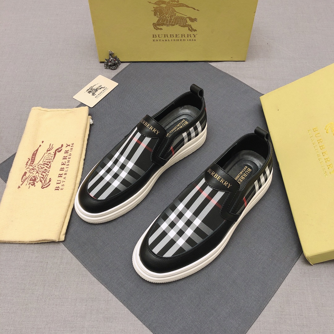 Burberry Perforated Check Sneaker 39 - vstockx