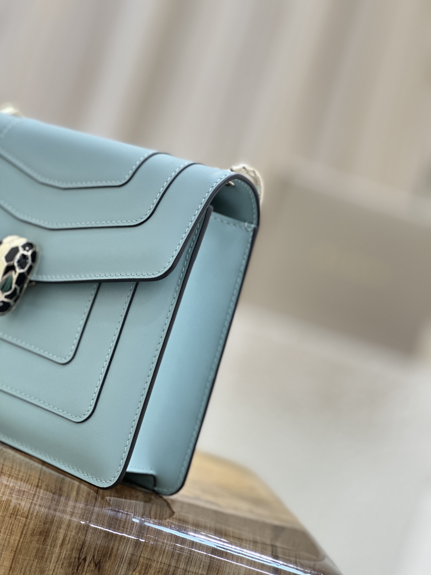 Handbags Bvlgari 35107 size:20*15*5 cm - vstockx