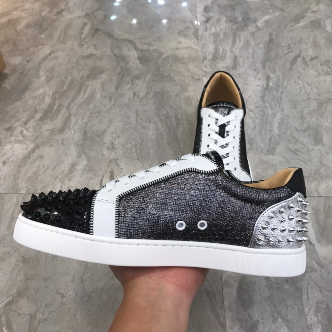Christian Louboutin Louis Junior Spikes Orlato Flat Sneakers 50 - vstockx