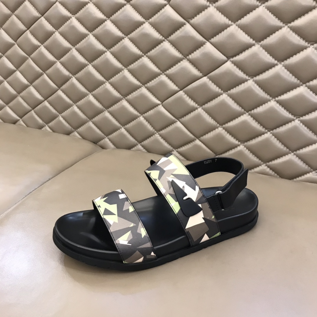 Fendi Slides 23 - vstockx