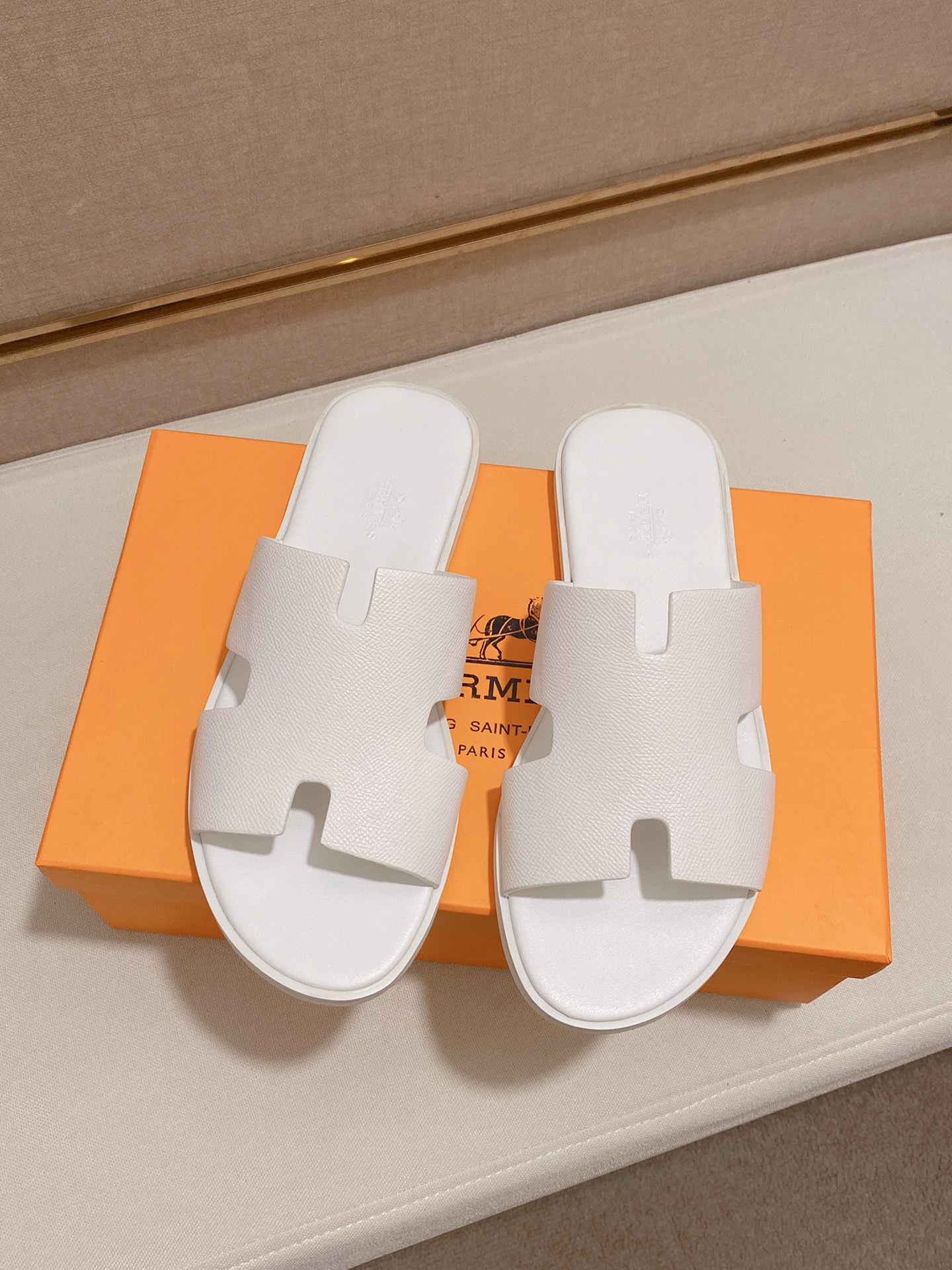 Hermes Sandals 6 - vstockx