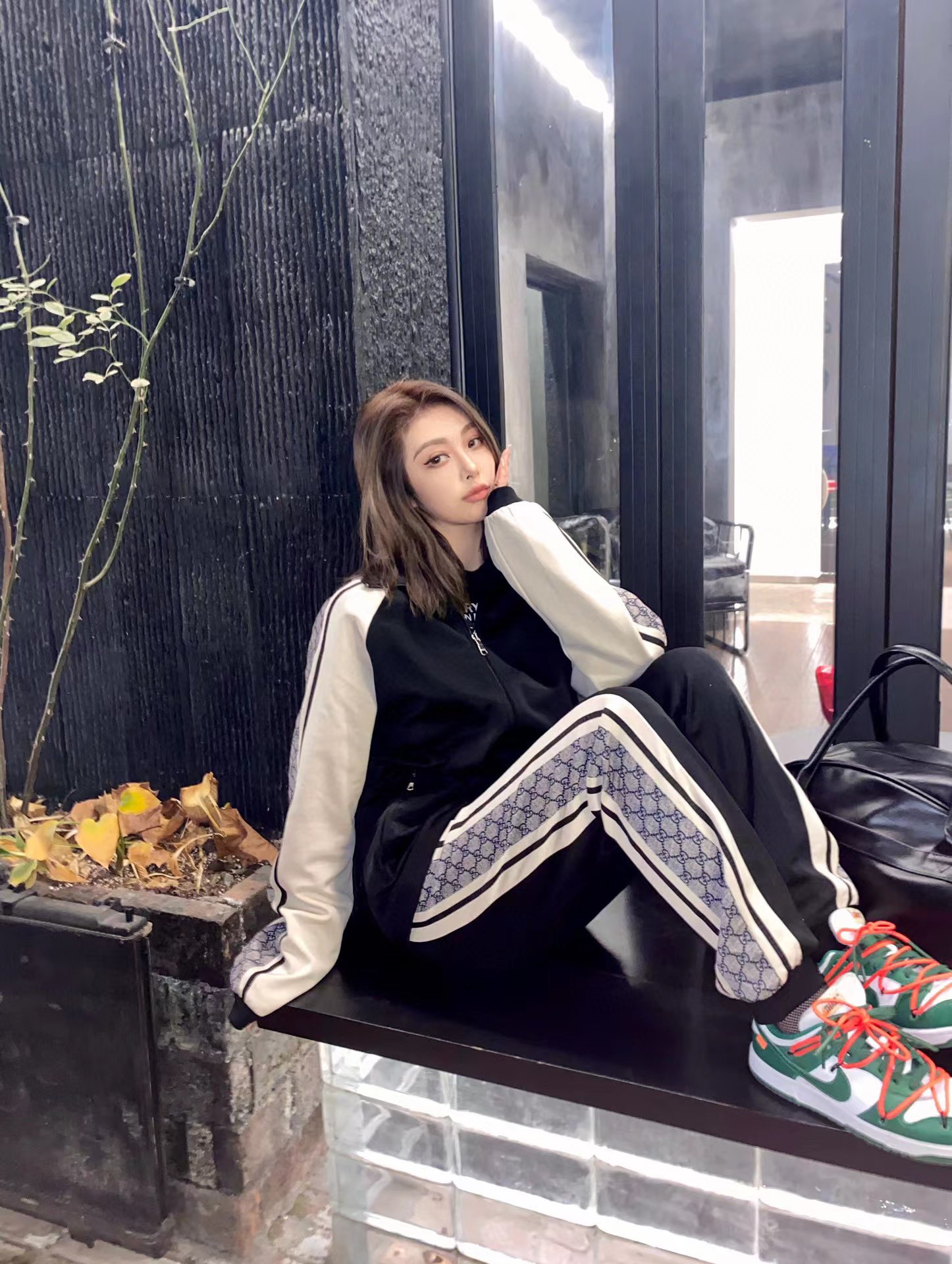 Clothes Gucci 408 - vstockx