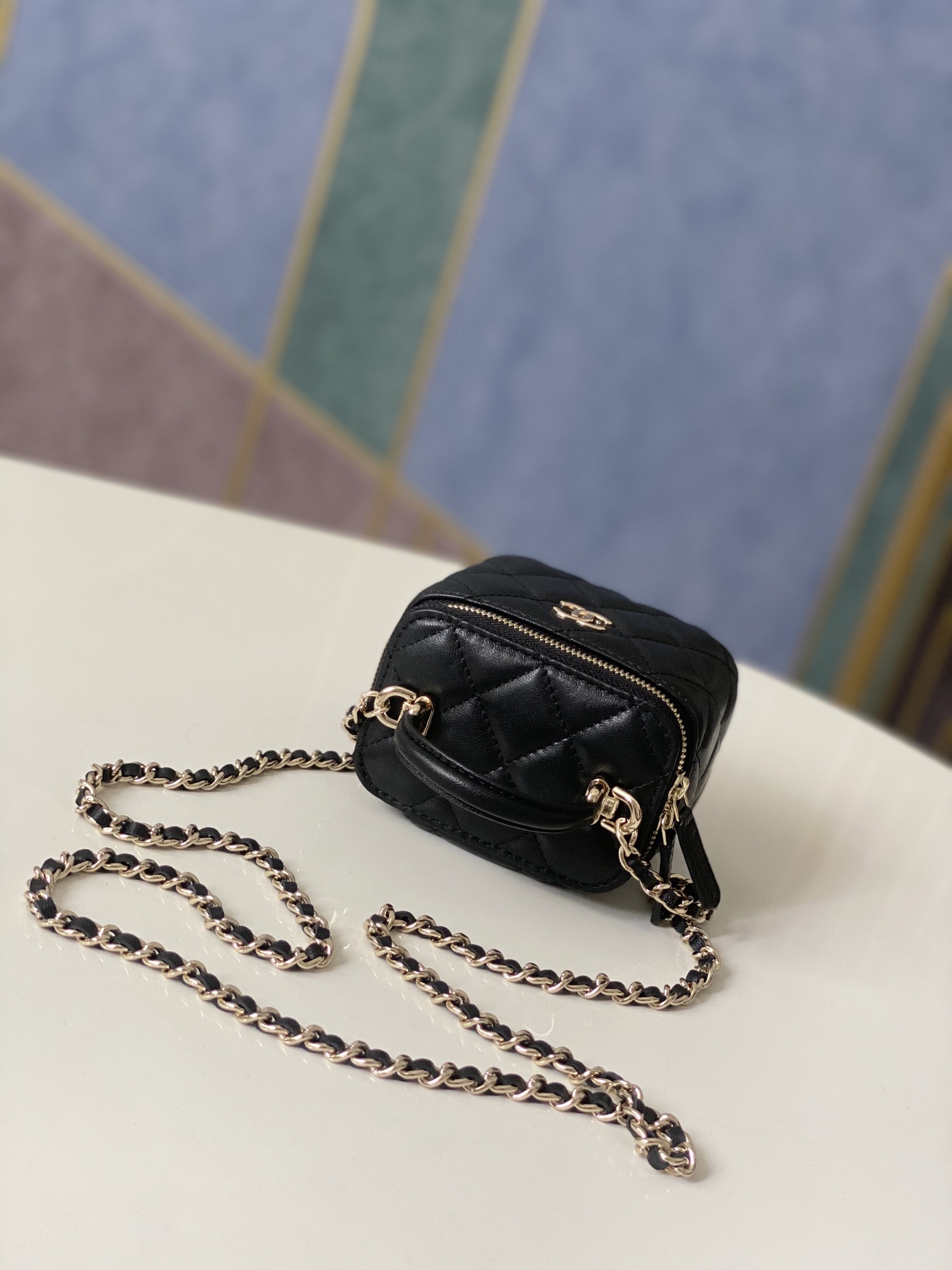 Handbag Chanel 81189 size 10 7 9 cm - vstockx