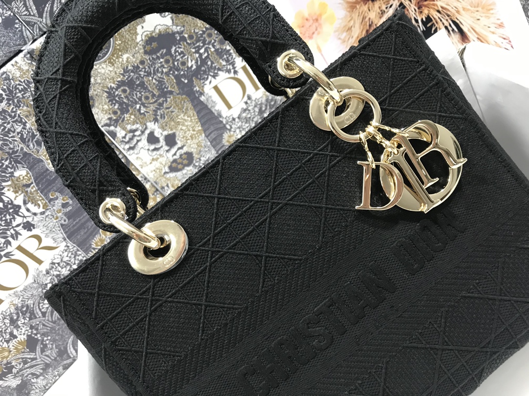 Handbag Dior M0565 size 24*20*11 cm - vstockx