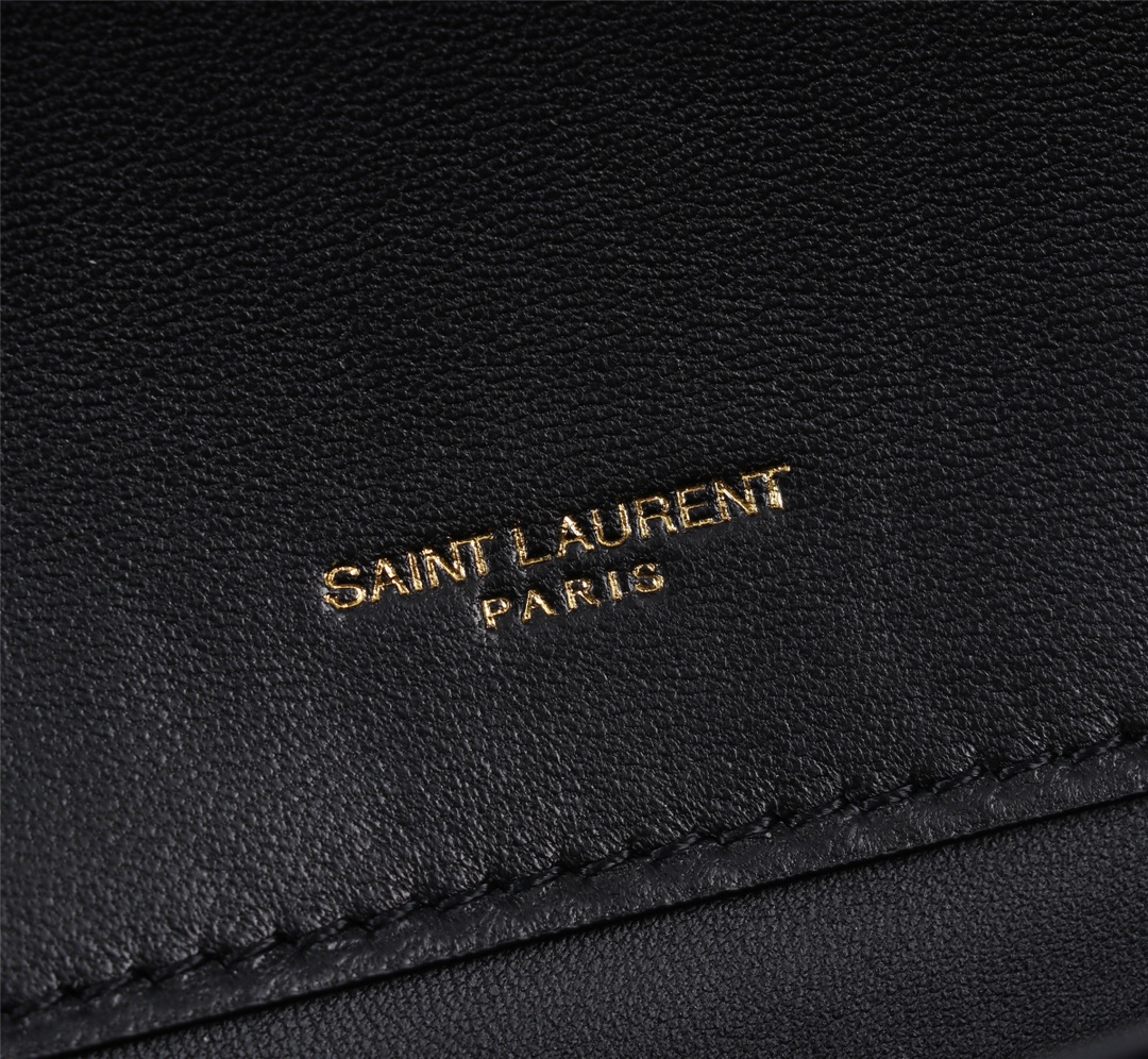 Handbags SAINT LAURENT 668863 size 26  18  5 cm - vstockx