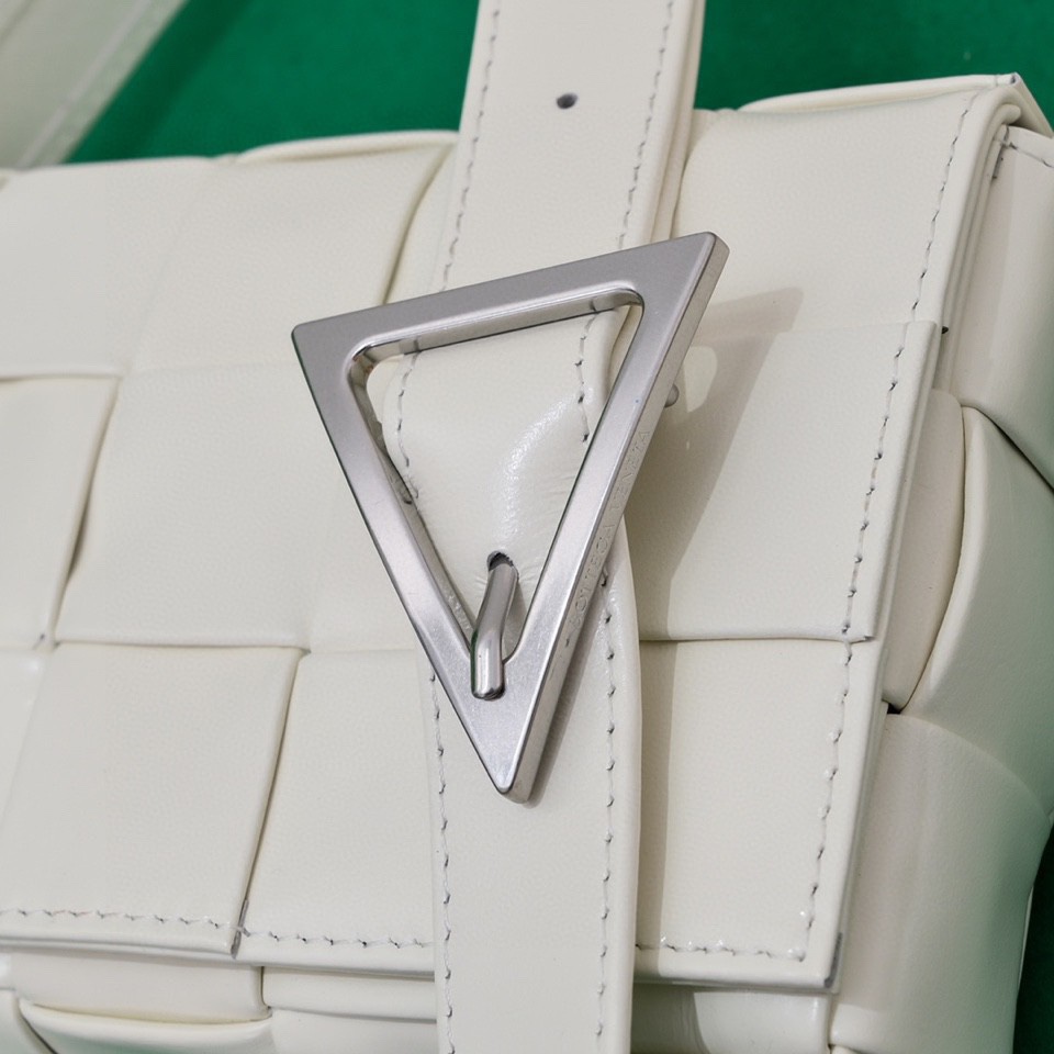 handbags Bottega Veneta 7587# size:17.5*10.5*3cm - vstockx