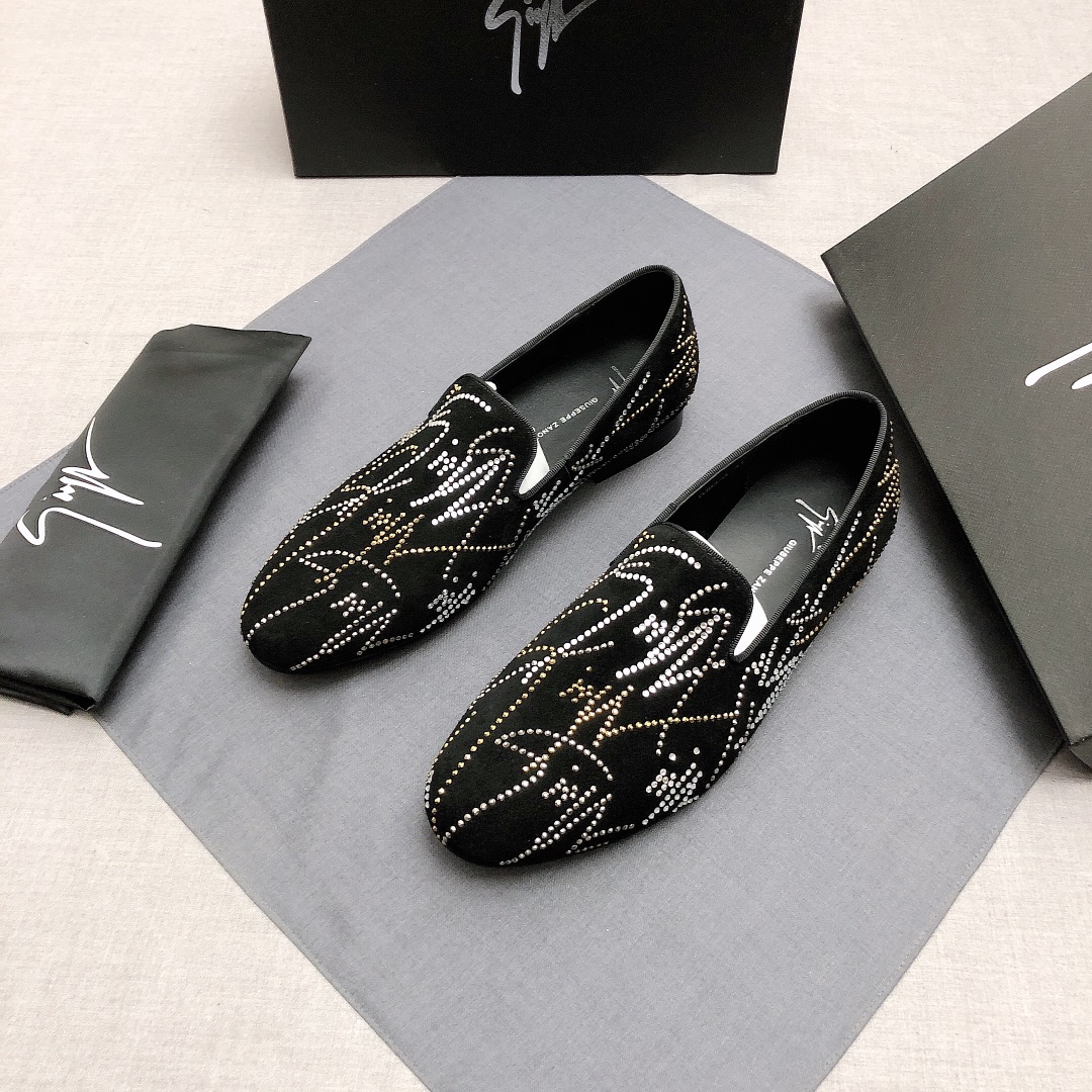 Giuseppe Zanotti Slip-on 9 - vstockx
