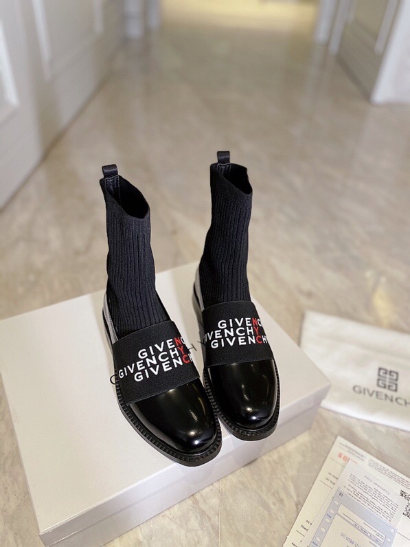 Givenchy Boots 10 - vstockx