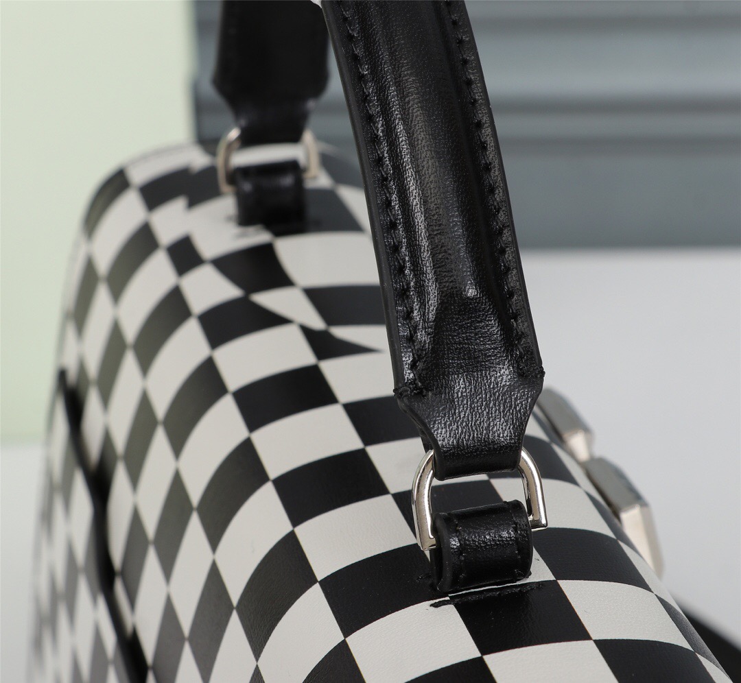 handbags OFF-White 520  6330870  size:25*18*11cm - vstockx