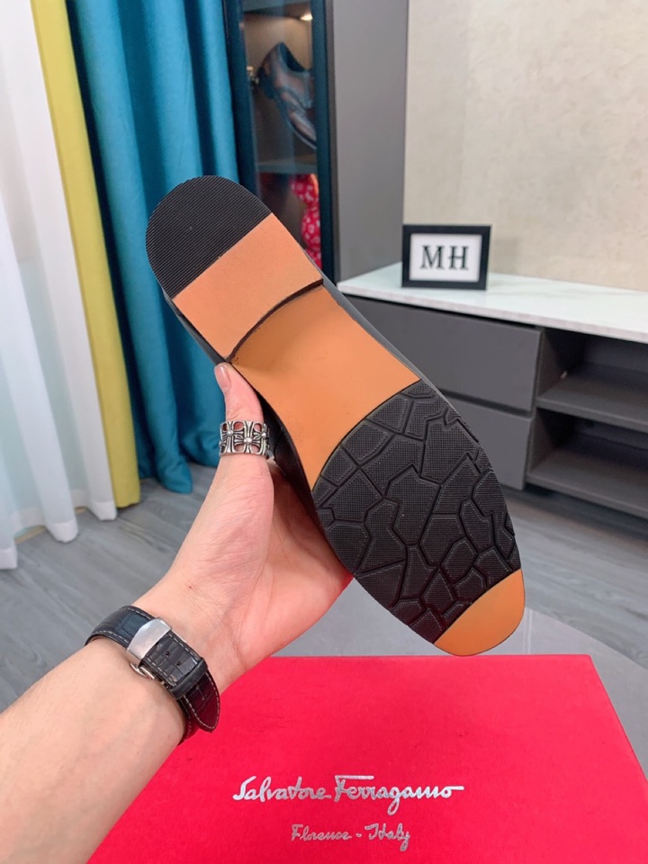 Salvatore Ferragamo Boots 36 - vstockx