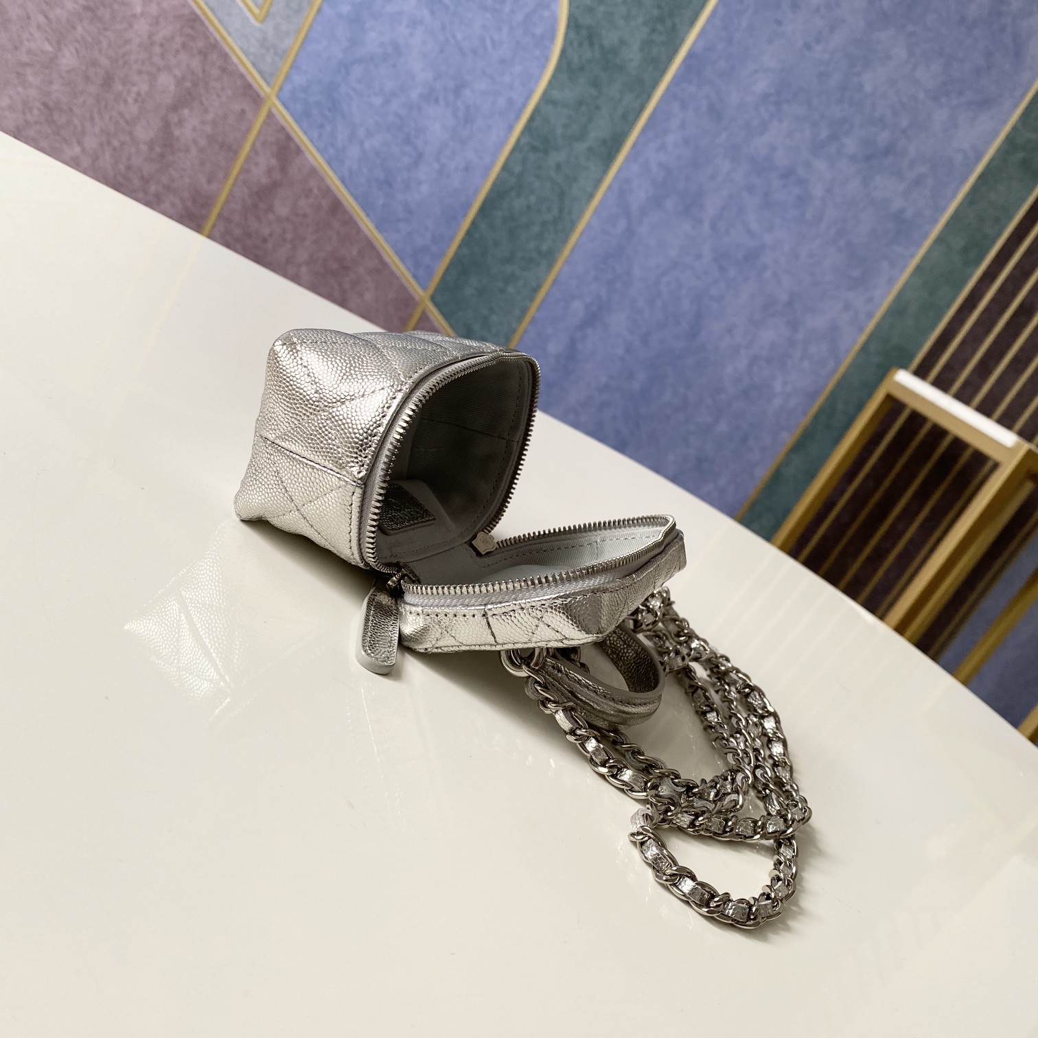 Handbag Chanel AP2194 size 12 11.5 7 cm - vstockx