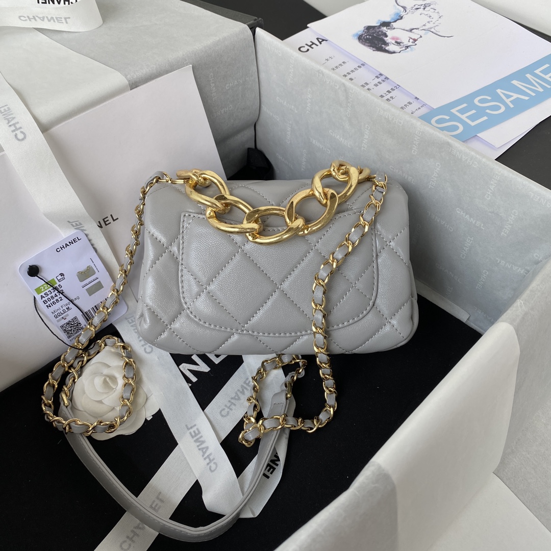 Handbag Chanel AS3365 size 17X8.5X11.5 Cm - vstockx