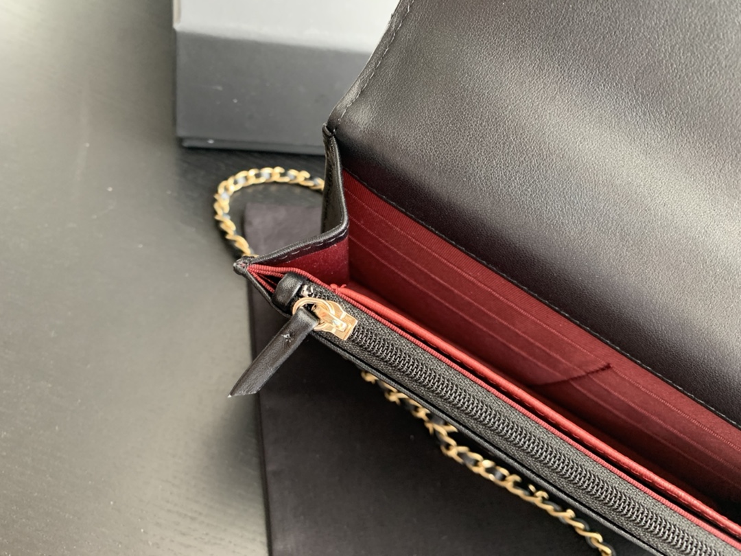 Handbag Chanel 2289 size 19 cm - vstockx
